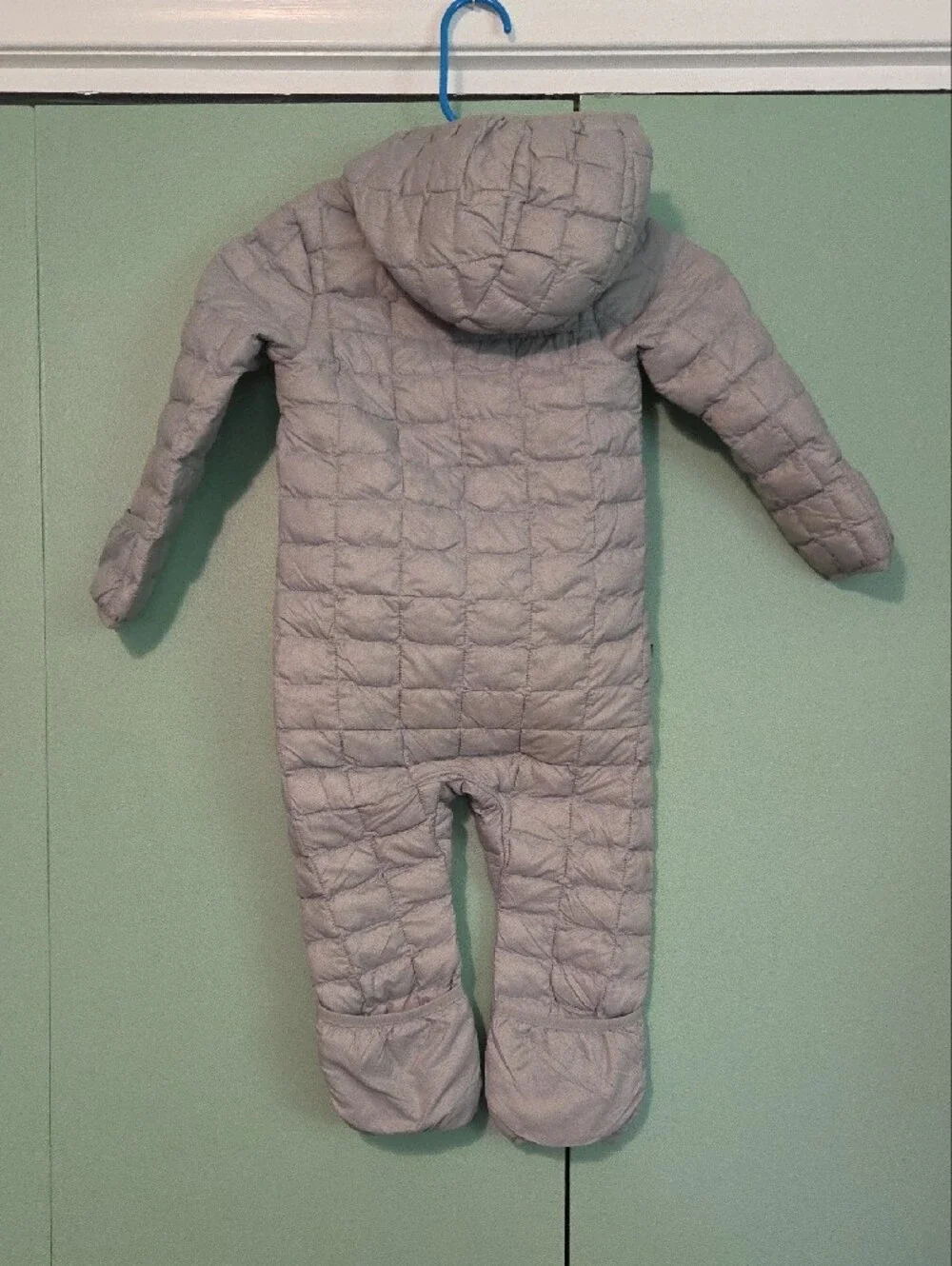 The North Face Light Gray Quilted Insulated One-Piece Snow Suit Kids 18 To 24m